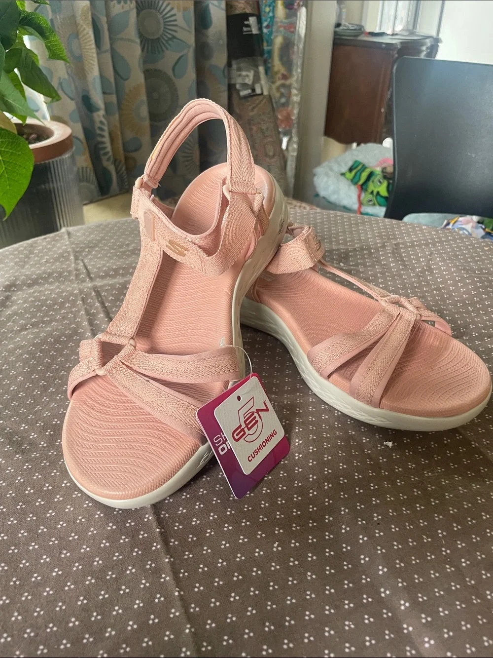 Skechers Pink T-Strap On The Go Sandals